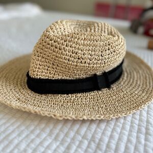 Zara hat_ S size
